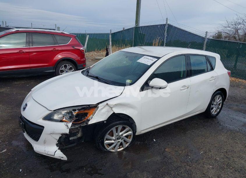 Photo 2 of 2013 Mazda Mazda3 I TOURING (VIN JM1BL1L88D1712196)