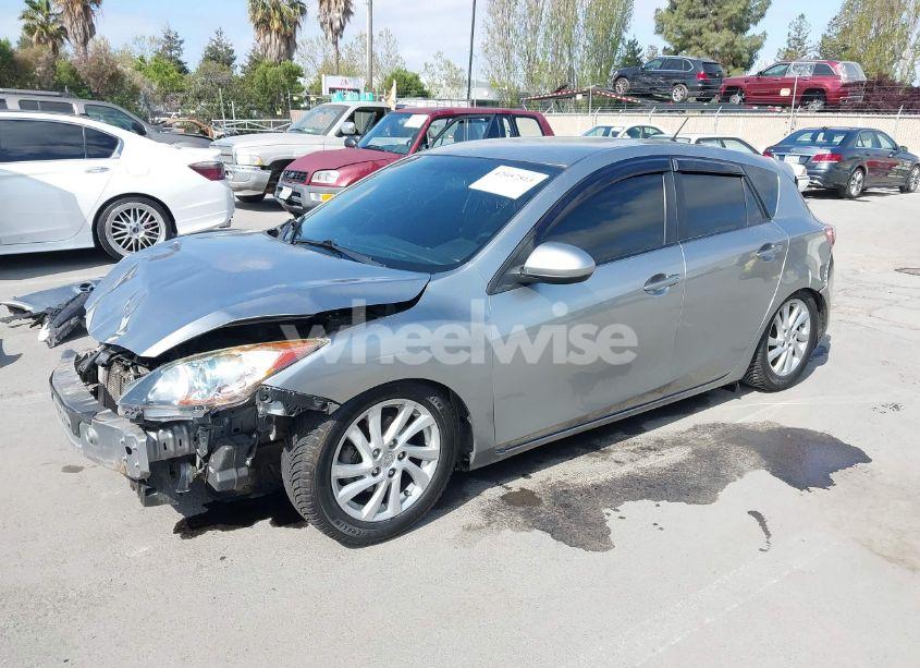 Photo 2 of 2012 Mazda Mazda3 I TOURING (VIN JM1BL1L89C1558242)
