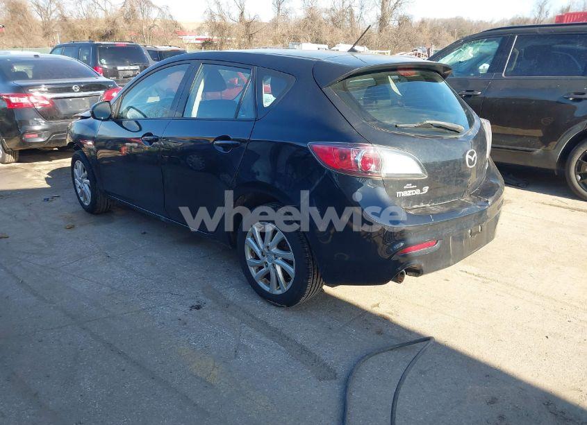 Photo 3 of 2012 Mazda Mazda3 I TOURING (VIN JM1BL1L89C1597719)