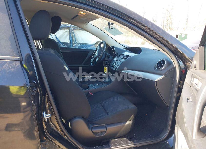 Photo 5 of 2012 Mazda Mazda3 I TOURING (VIN JM1BL1L89C1597719)