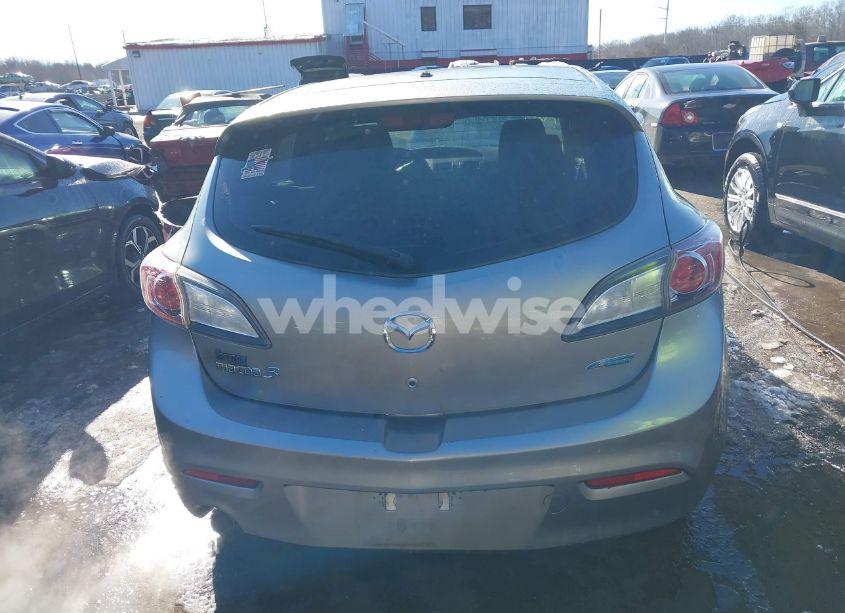 Photo 16 of 2012 Mazda Mazda3 I TOURING (VIN JM1BL1L89C1598756)