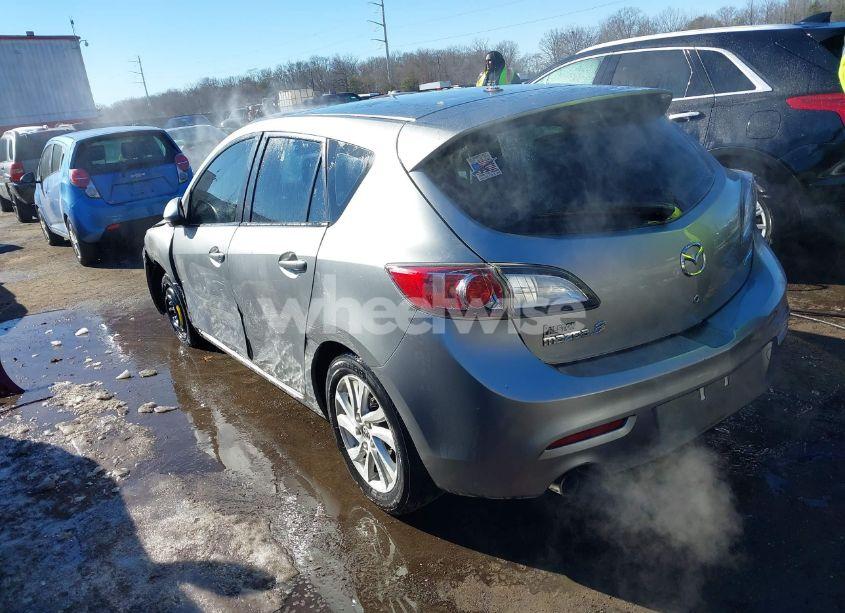 Photo 3 of 2012 Mazda Mazda3 I TOURING (VIN JM1BL1L89C1598756)