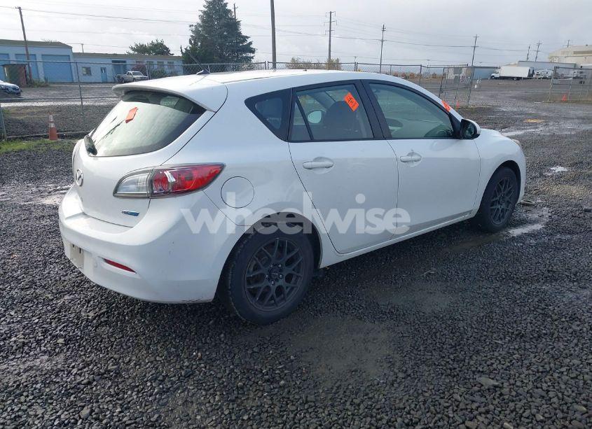 Photo 4 of 2012 Mazda Mazda3 I TOURING (VIN JM1BL1L8XC1572893)
