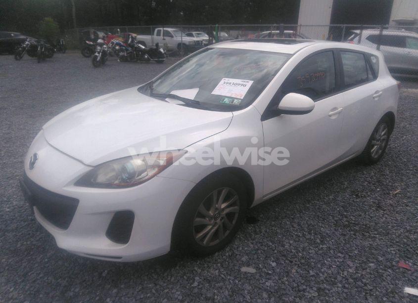 Photo 2 of 2012 Mazda Mazda3 I TOURING (VIN JM1BL1L8XC1661864)