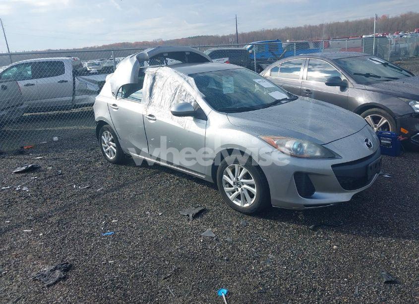 2013 Mazda Mazda3 I TOURING (VIN JM1BL1LP1D1822904) main photo
