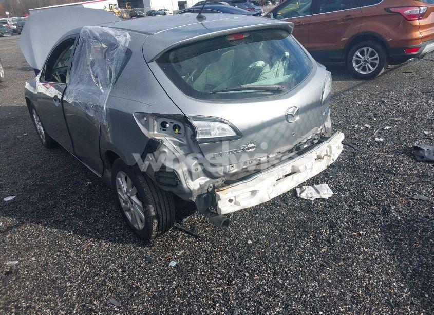 Photo 6 of 2013 Mazda Mazda3 I TOURING (VIN JM1BL1LP1D1822904)