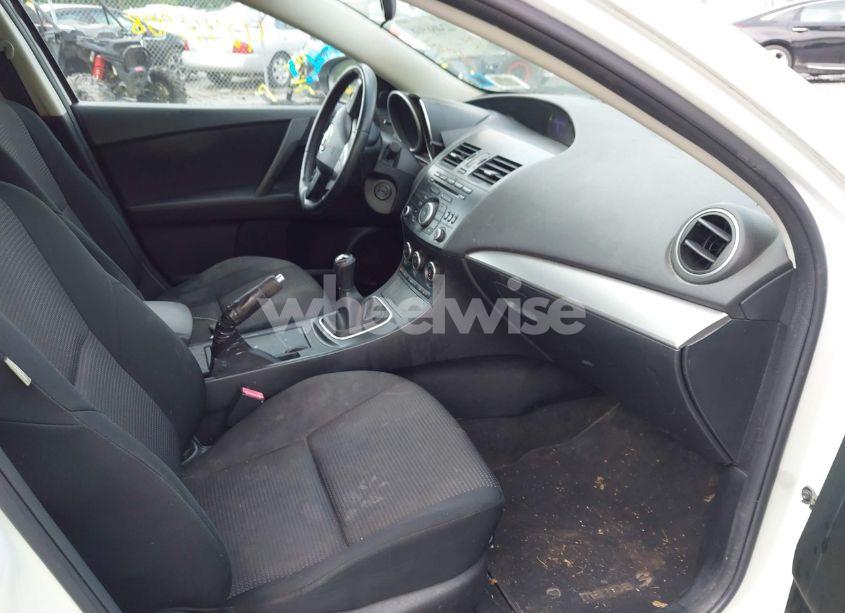 Photo 5 of 2013 Mazda Mazda3 I TOURING (VIN JM1BL1LP1D1832798)