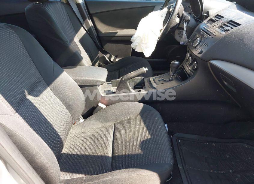 Photo 5 of 2013 Mazda Mazda3 I TOURING (VIN JM1BL1LP2D1742494)