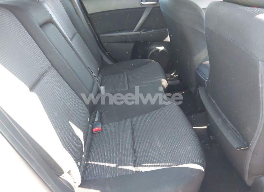 Photo 8 of 2013 Mazda Mazda3 I TOURING (VIN JM1BL1LP2D1742494)