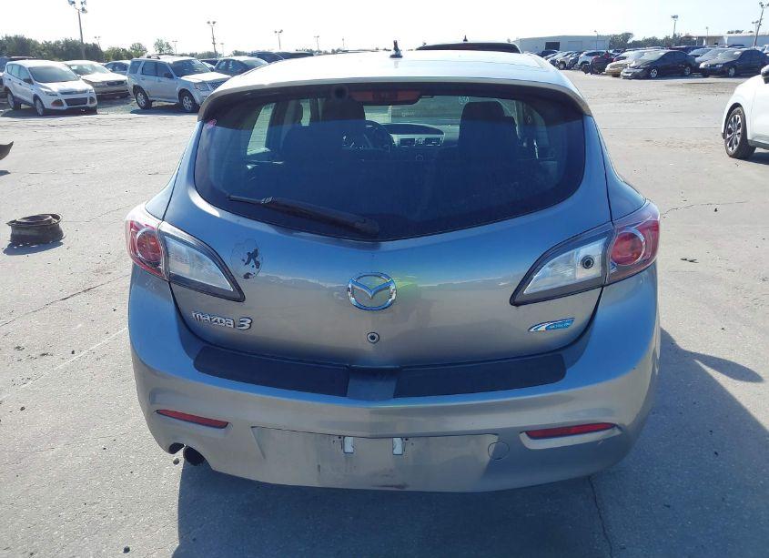 Photo 16 of 2013 Mazda Mazda3 I TOURING (VIN JM1BL1LP2D1769520)