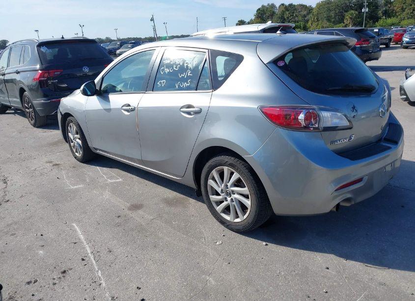 Photo 3 of 2013 Mazda Mazda3 I TOURING (VIN JM1BL1LP2D1769520)