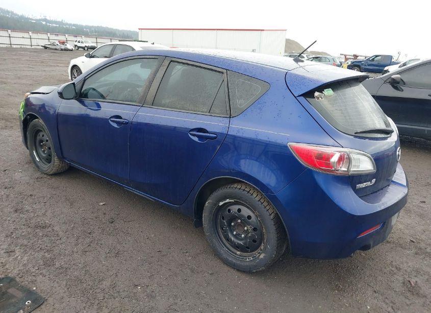 Photo 3 of 2013 Mazda Mazda3 I TOURING (VIN JM1BL1LP2D1779626)