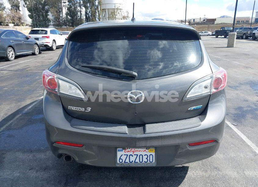 Photo 12 of 2013 Mazda Mazda3 I TOURING (VIN JM1BL1LP2D1793199)