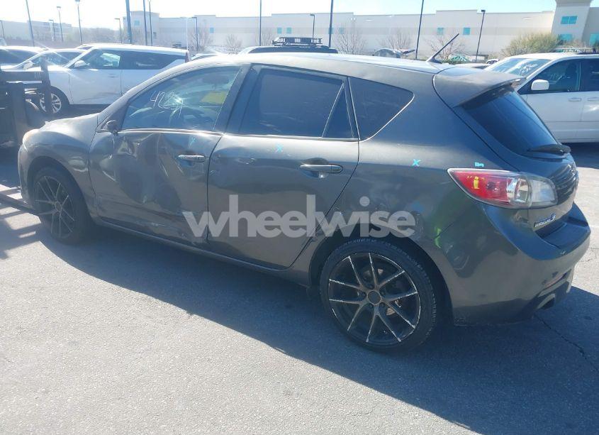 Photo 3 of 2013 Mazda Mazda3 I TOURING (VIN JM1BL1LP2D1793199)