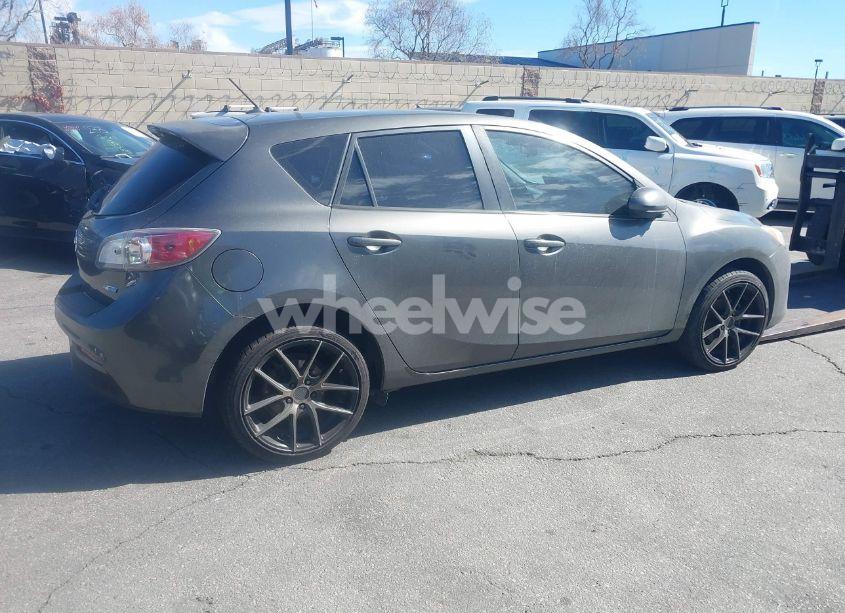 Photo 4 of 2013 Mazda Mazda3 I TOURING (VIN JM1BL1LP2D1793199)