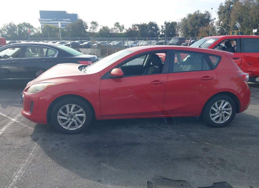 Photo 14 of 2013 Mazda Mazda3 I TOURING (VIN JM1BL1LP3D1764925)