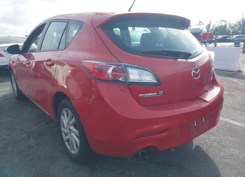 Photo 3 of 2013 Mazda Mazda3 I TOURING (VIN JM1BL1LP3D1764925)