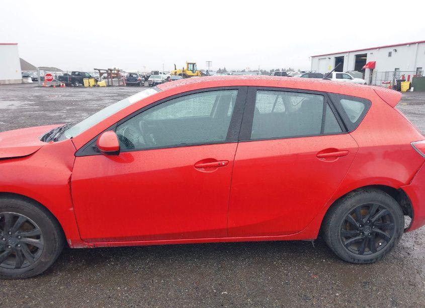 Photo 14 of 2013 Mazda Mazda3 I TOURING (VIN JM1BL1LP4D1755621)