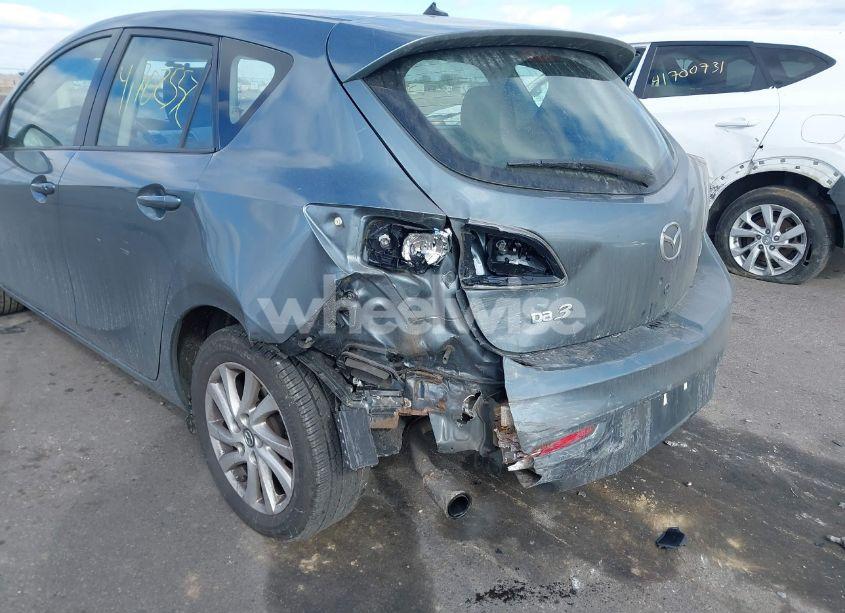 Photo 6 of 2013 Mazda Mazda3 I TOURING (VIN JM1BL1LP4D1806776)