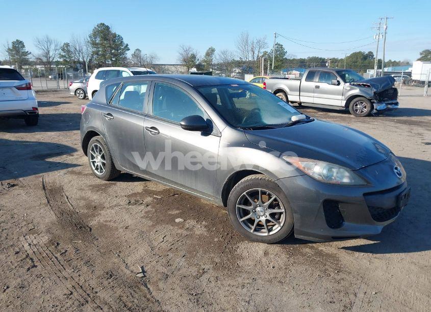 2013 Mazda Mazda3 I TOURING (VIN JM1BL1LP4D1809497) main photo