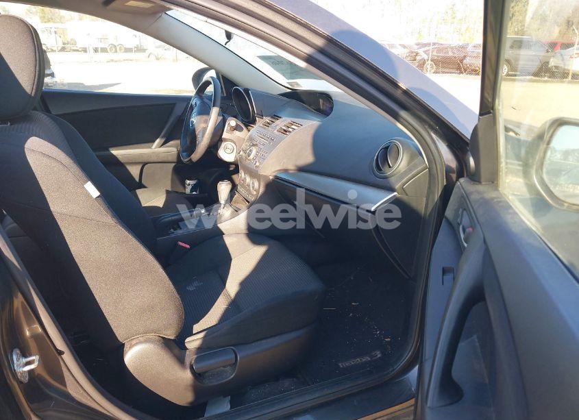 Photo 5 of 2013 Mazda Mazda3 I TOURING (VIN JM1BL1LP4D1809497)