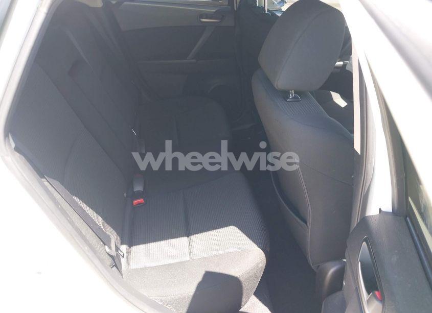 Photo 8 of 2013 Mazda Mazda3 I TOURING (VIN JM1BL1LP5D1765199)