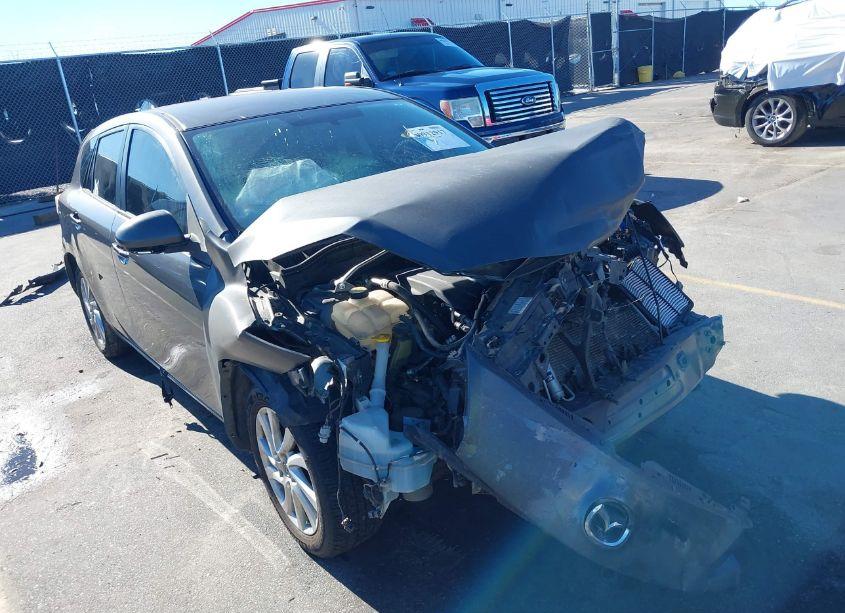 2013 Mazda Mazda3 I TOURING (VIN JM1BL1LP8D1779646) main photo