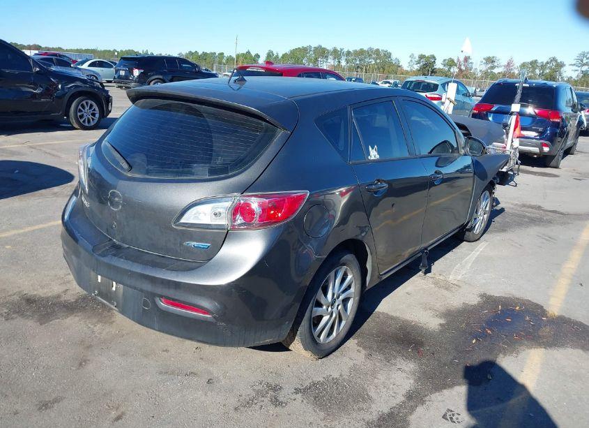 Photo 4 of 2013 Mazda Mazda3 I TOURING (VIN JM1BL1LP8D1779646)
