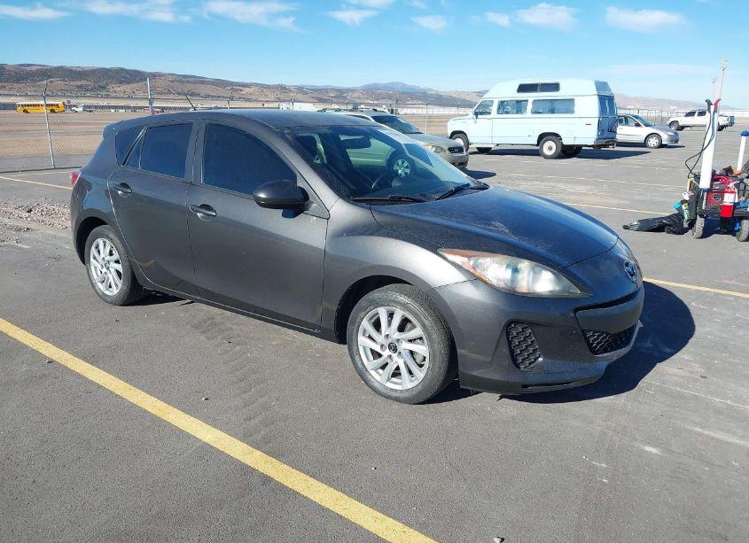 2013 Mazda Mazda3 I TOURING (VIN JM1BL1LP9D1801976) main photo