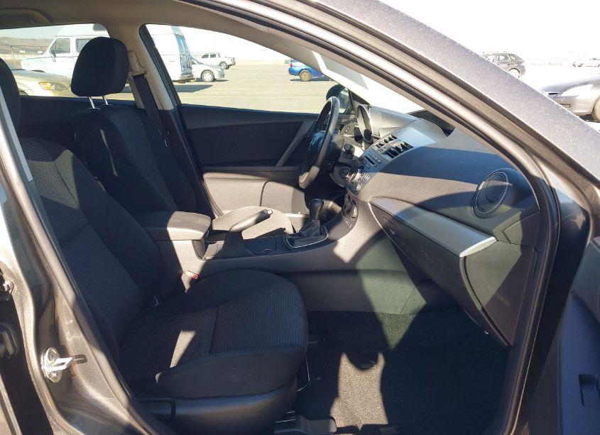 Photo 5 of 2013 Mazda Mazda3 I TOURING (VIN JM1BL1LP9D1801976)