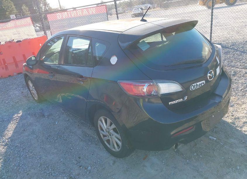Photo 3 of 2013 Mazda Mazda3 I TOURING (VIN JM1BL1LP9D1823444)
