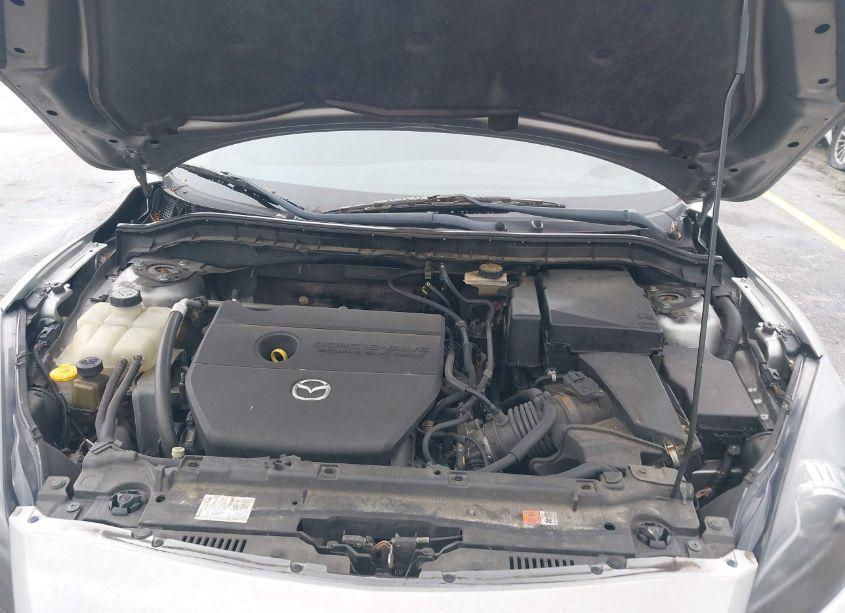 Photo 10 of 2011 Mazda Mazda3 S GRAND TOURING (VIN JM1BL1M50B1407437)