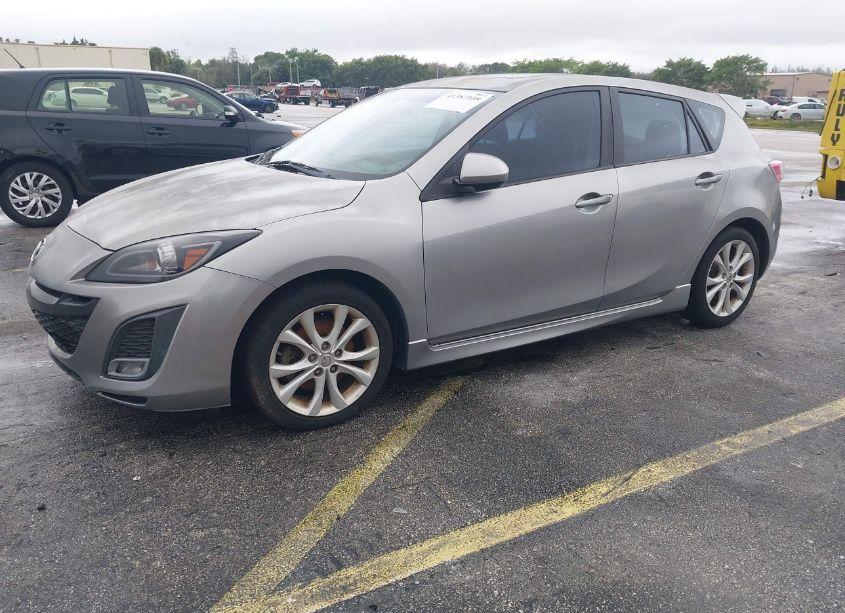 Photo 2 of 2011 Mazda Mazda3 S GRAND TOURING (VIN JM1BL1M50B1407437)