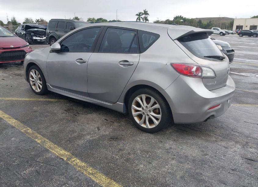 Photo 3 of 2011 Mazda Mazda3 S GRAND TOURING (VIN JM1BL1M50B1407437)