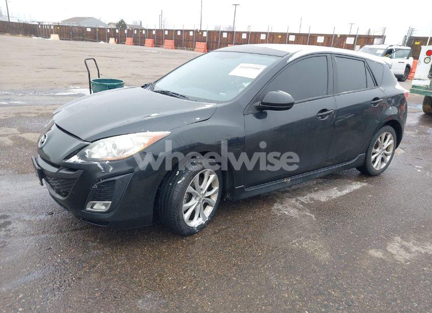 Photo 2 of 2011 Mazda Mazda3 S GRAND TOURING (VIN JM1BL1M56B1496141)