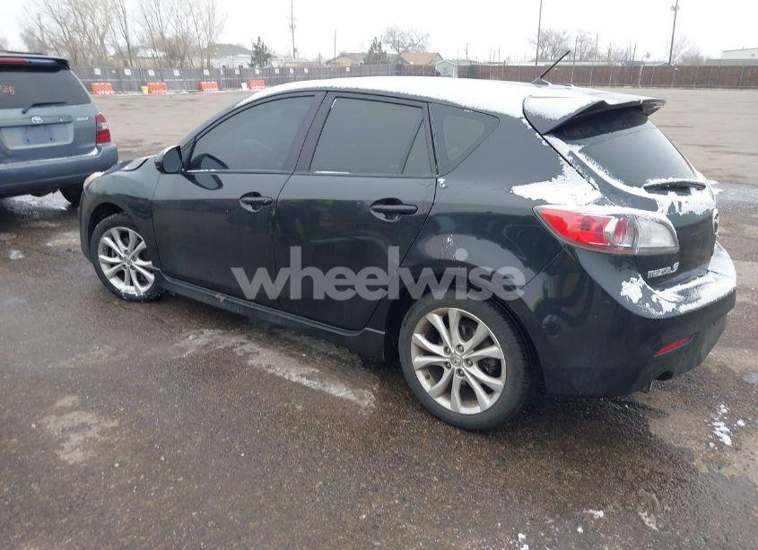 Photo 3 of 2011 Mazda Mazda3 S GRAND TOURING (VIN JM1BL1M56B1496141)