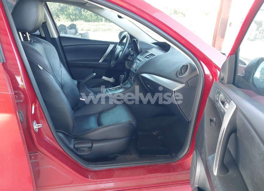 Photo 5 of 2011 Mazda Mazda3 S GRAND TOURING (VIN JM1BL1M57B1390037)