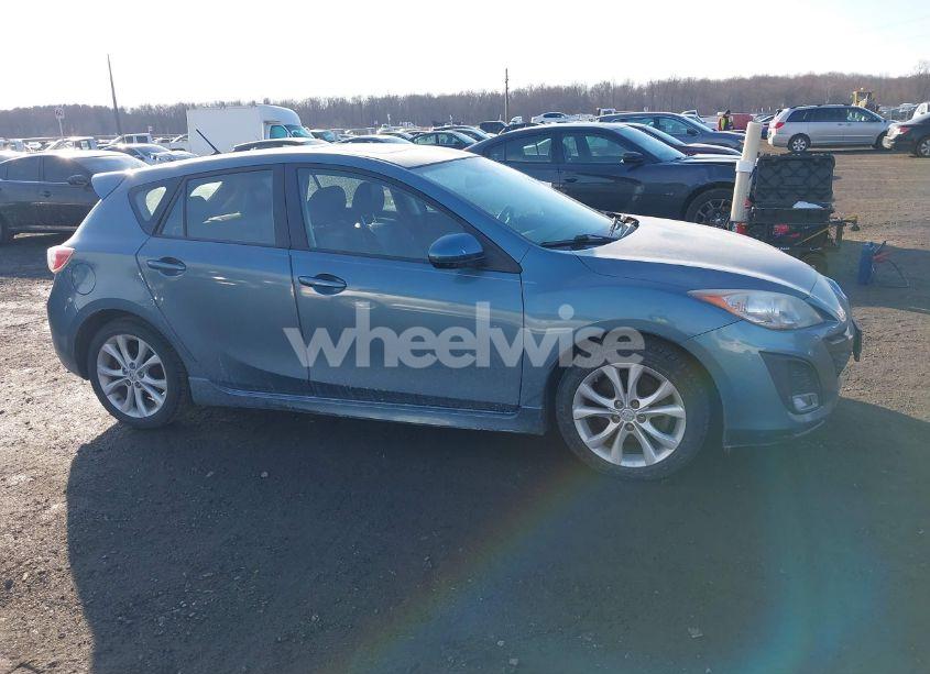 Photo 13 of 2011 Mazda Mazda3 S GRAND TOURING (VIN JM1BL1M64B1477273)