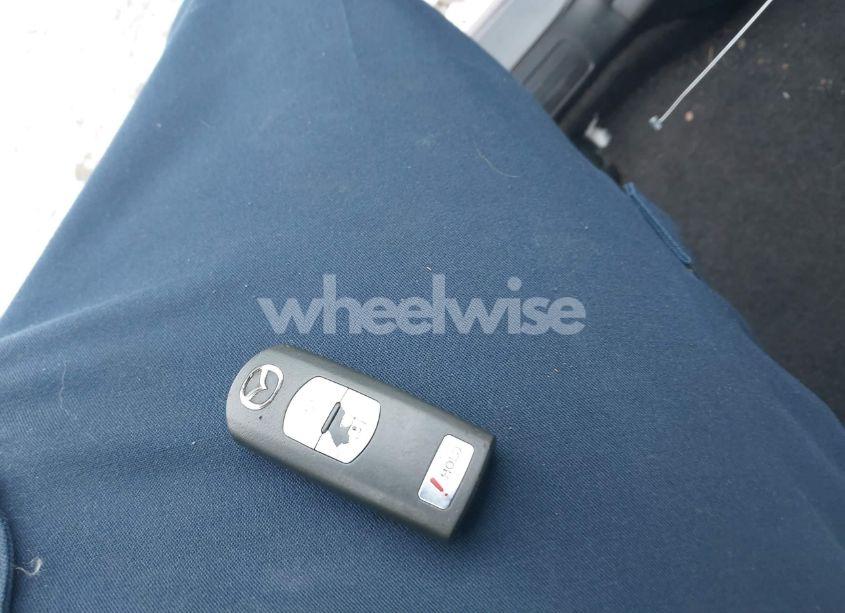 Photo 11 of 2011 Mazda Mazda3 S GRAND TOURING (VIN JM1BL1M67B1417049)