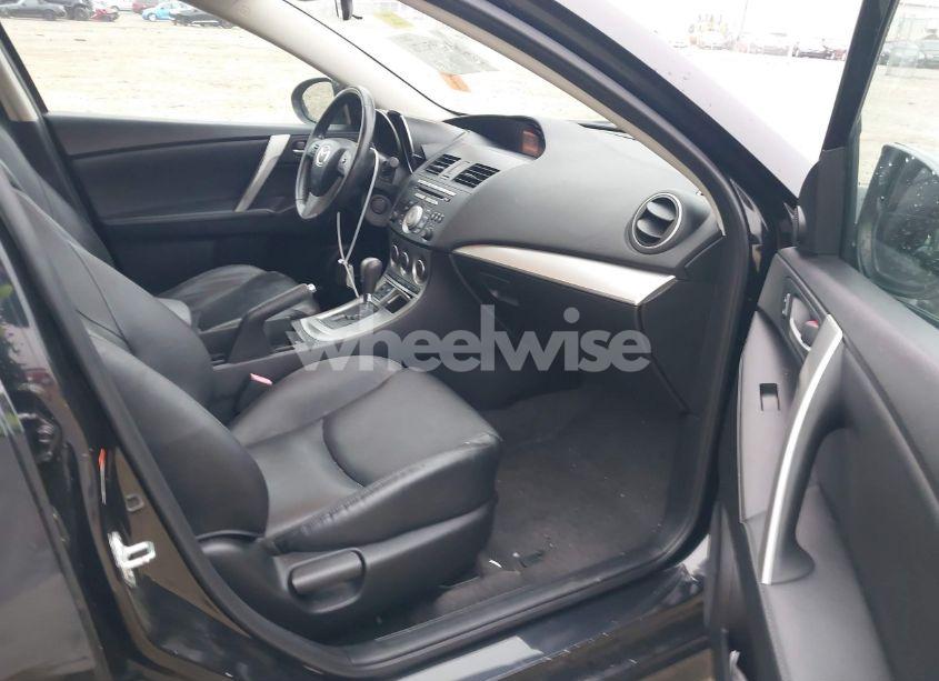 Photo 5 of 2011 Mazda Mazda3 S GRAND TOURING (VIN JM1BL1M6XB1417479)