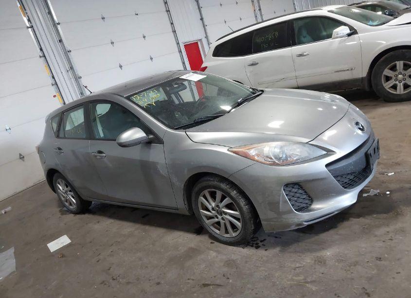 Photo 13 of 2013 Mazda Mazda3 I GRAND TOURING (VIN JM1BL1M70D1735641)