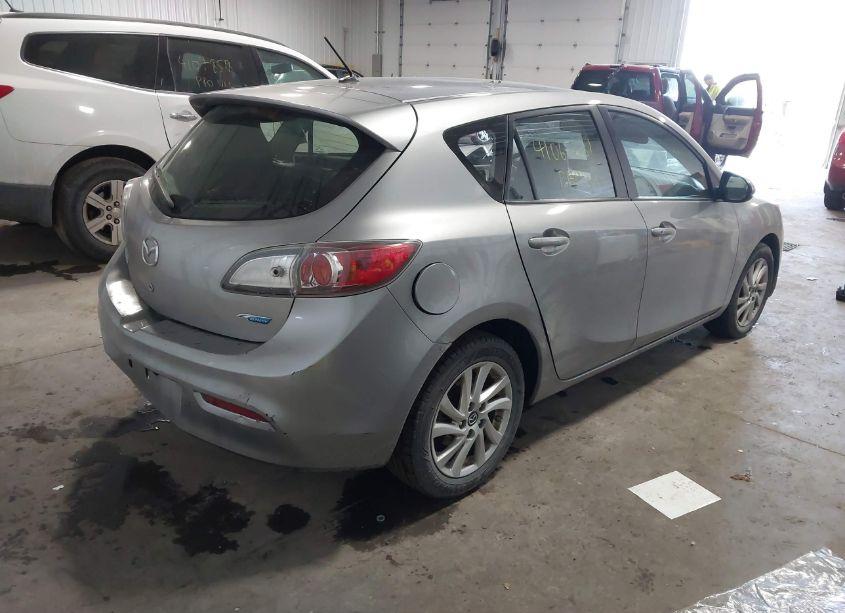 Photo 4 of 2013 Mazda Mazda3 I GRAND TOURING (VIN JM1BL1M70D1735641)
