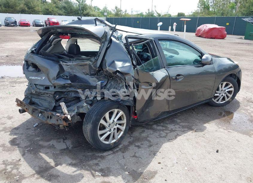 Photo 4 of 2012 Mazda Mazda3 I GRAND TOURING (VIN JM1BL1M71C1623574)