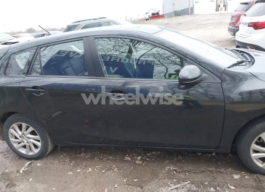 Photo 13 of 2012 Mazda Mazda3 I GRAND TOURING (VIN JM1BL1M75C1673992)