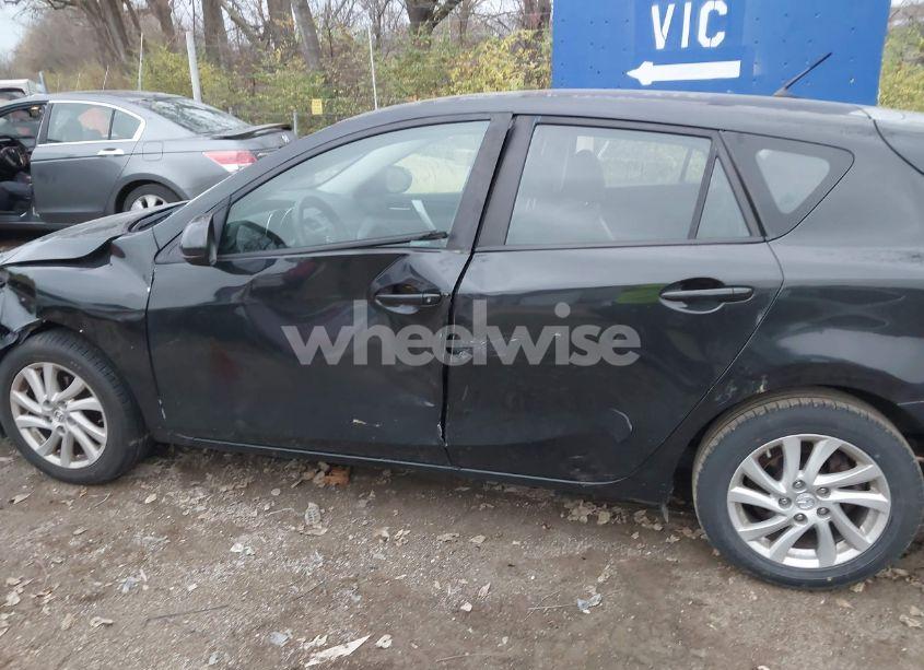 Photo 14 of 2012 Mazda Mazda3 I GRAND TOURING (VIN JM1BL1M75C1673992)