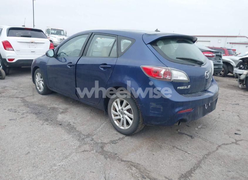 Photo 3 of 2013 Mazda Mazda3 I GRAND TOURING (VIN JM1BL1M76D1803926)