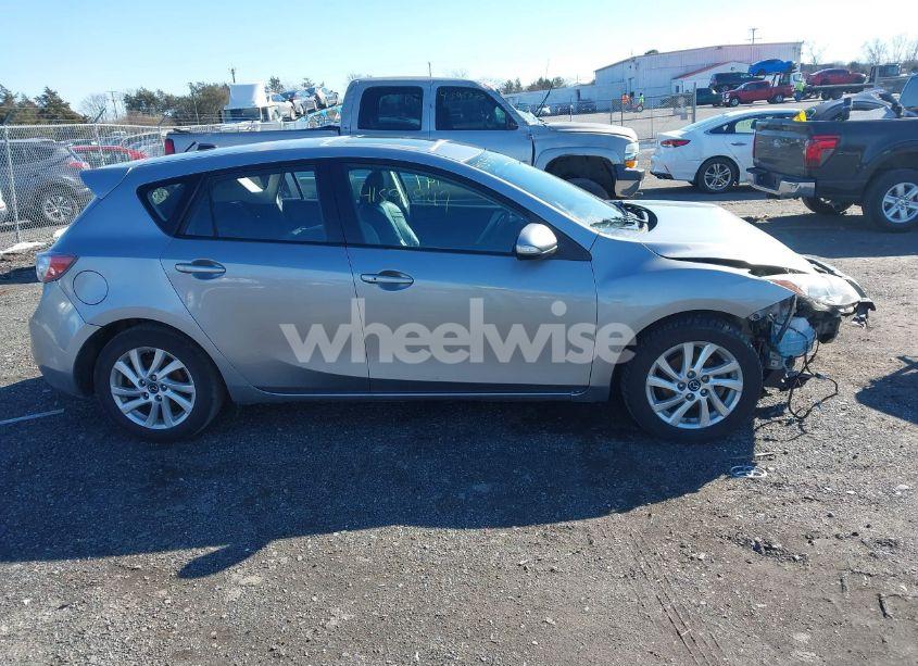 Photo 14 of 2013 Mazda Mazda3 I GRAND TOURING (VIN JM1BL1M79D1796874)