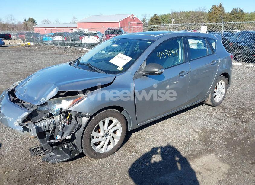 Photo 2 of 2013 Mazda Mazda3 I GRAND TOURING (VIN JM1BL1M79D1796874)
