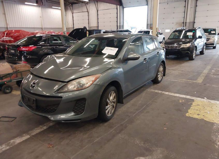 Photo 2 of 2012 Mazda Mazda3 I GRAND TOURING (VIN JM1BL1M87C1568492)