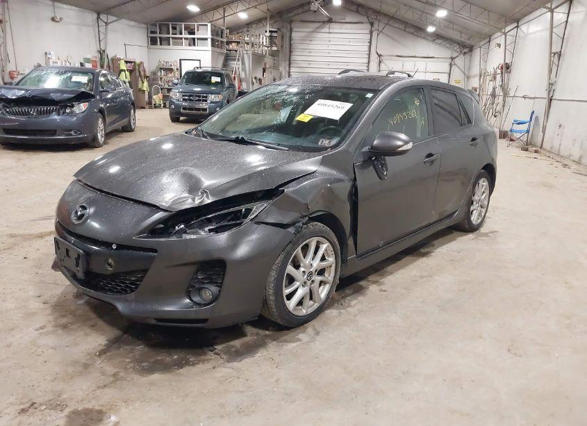 Photo 2 of 2013 Mazda Mazda3 S GRAND TOURING (VIN JM1BL1M91D1736394)